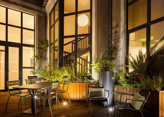 Markus 4* أنجير