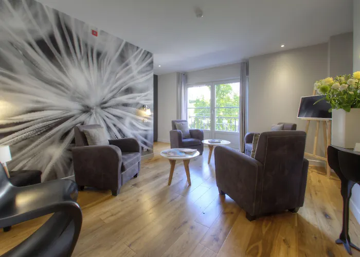 Markus فندق أنجير