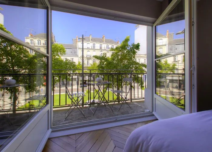 Markus 4* أنجير